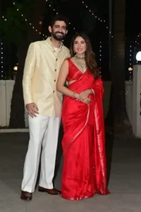 दुल्हन Kritika Kamra ने अपनी शादी के दिन ऐसा लुक चुना