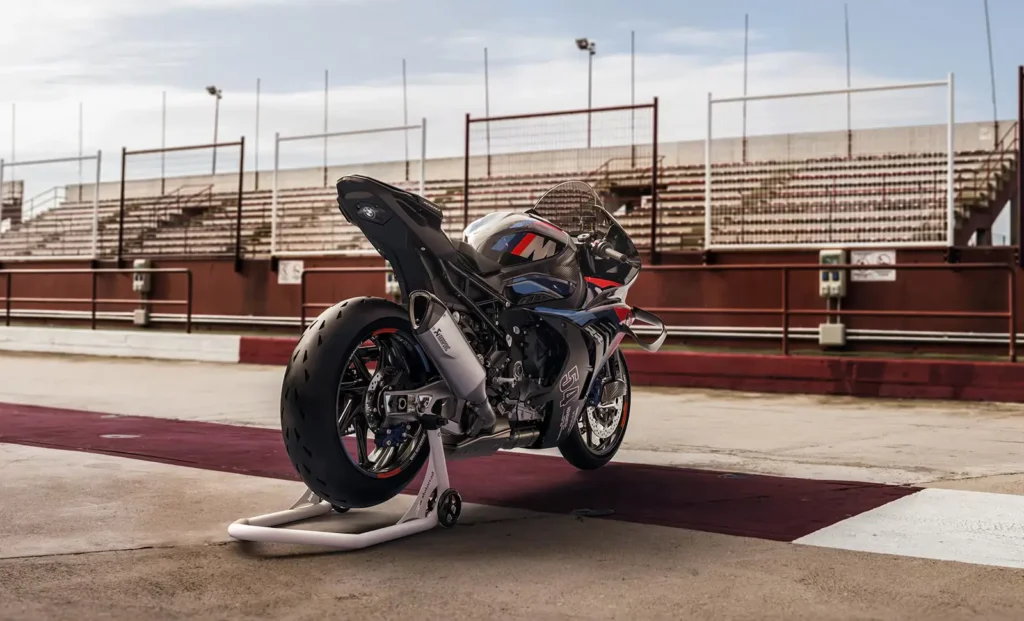 BMW M 1000 RR